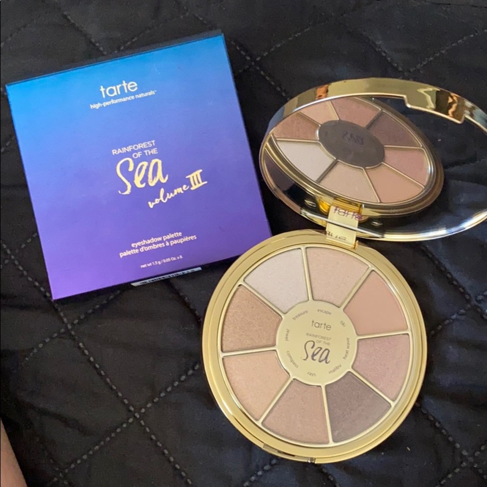 Tarte rainforest of the sea vol. III palette